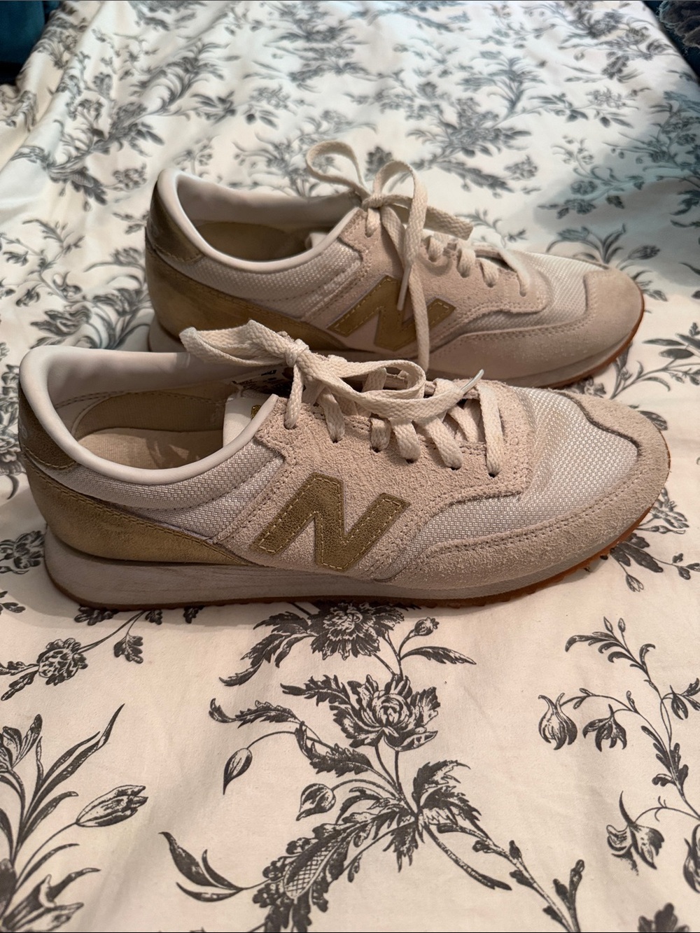 New Balance Cream & Gold Women's Retro Runner Sneakers